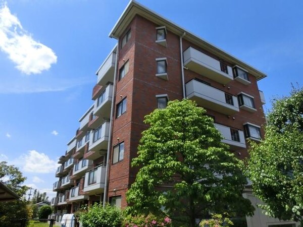 外観(★お洒落な外観タイル貼りのマンションです★)