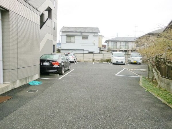 駐車場(★駐車場スペースです★)