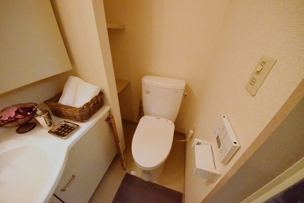 トイレ(★綺麗なウォシュレット付のトイレです★)