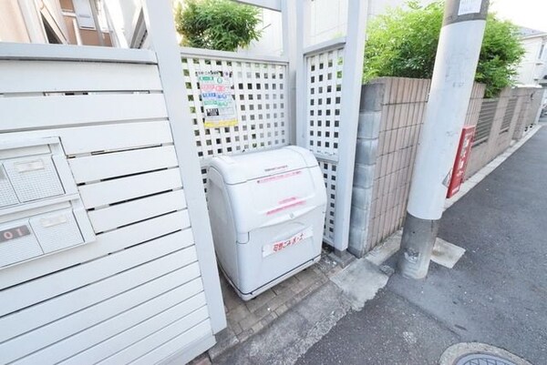 共有部分(★専用ごみ置き場です★)