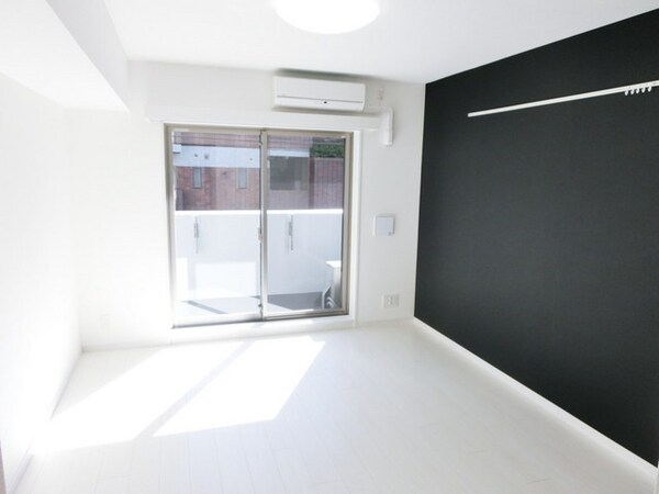 リビング・居室(★南向き日当たり良好のお部屋です★)