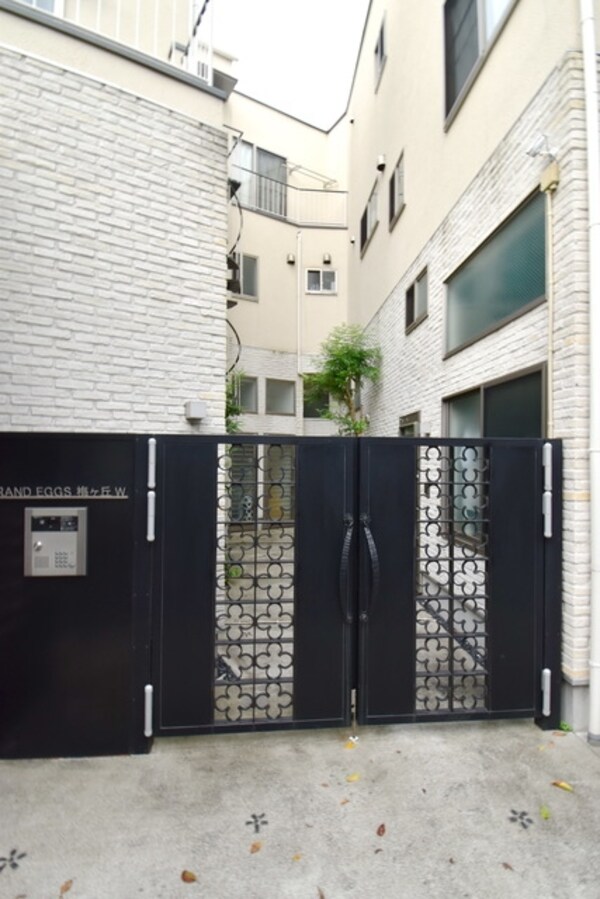 エントランス(外観・共用部分)