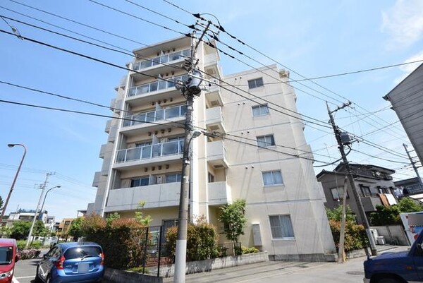 外観(★周りに大きな建物がなく日当たり良好です★)
