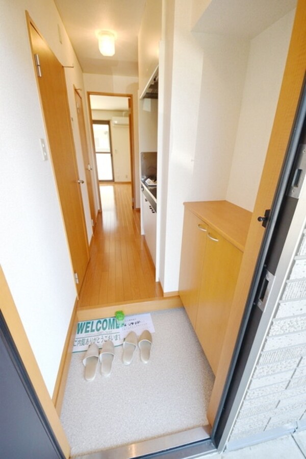 玄関(★お問い合わせはタウンハウジング府中店まで★)