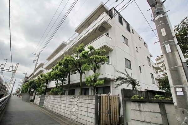 外観(★生活・通勤通学に便利なＲＣ造マンションです★)