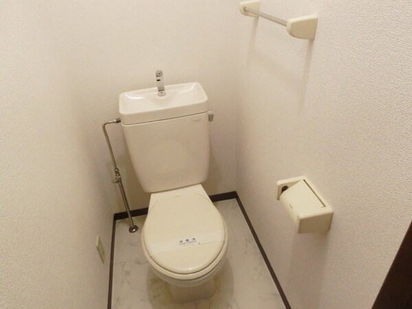 トイレ(★清潔感のあるトイレです★)