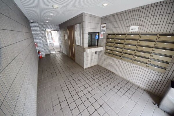 エントランス(エントランス)