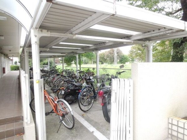 共有部分(★屋根付き自転車置き場★)