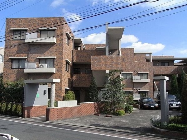 外観(★キレイなタイル張りの外観★)