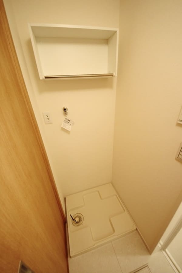 設備(洗濯機置き場)