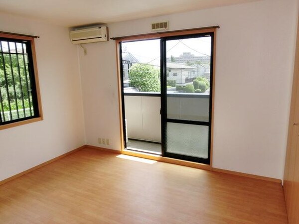 リビング・居室(※同一間取り別部屋写真)