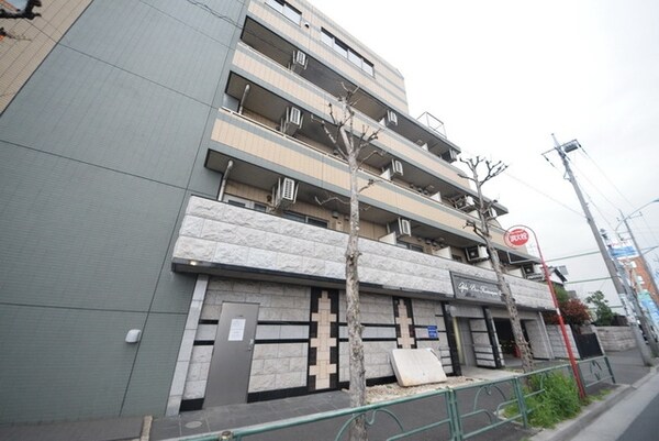 外観(★大通り沿いの交通に便利な物件です★)
