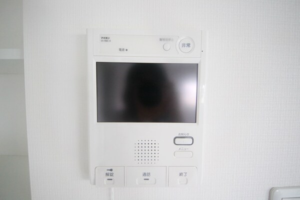 セキュリティ(★ＴＶモニター付きインターホンで安心ですね★)