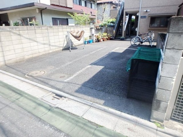 駐車場(★駐車場★)