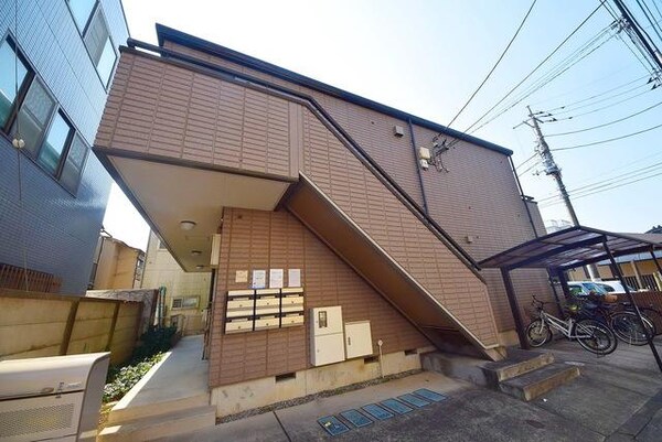 外観(タウンハウジング府中店まで)
