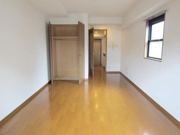 リビング・居室(★9.4帖の広々としたお部屋です★)