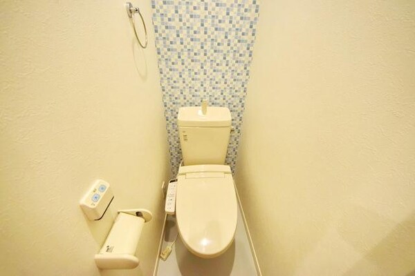 トイレ(★温水洗浄便座付のおトイレです★)