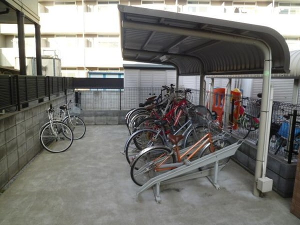 共有部分(★屋根付きの駐輪場スペースです★)