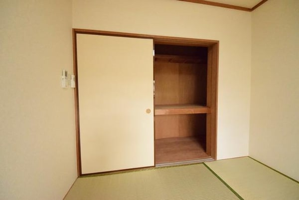 収納(★押入れがあると収納たっぷりです★)