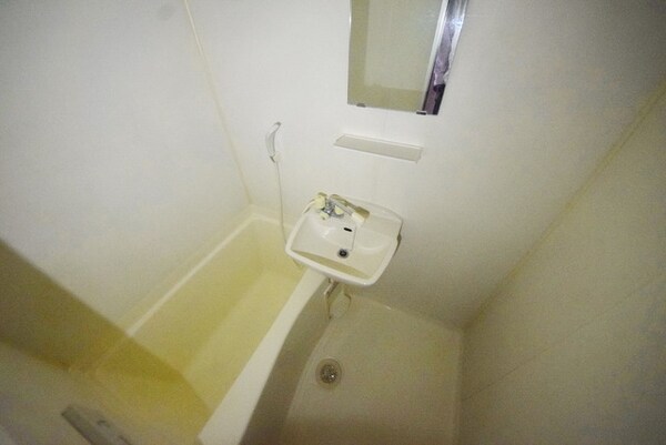 バス／シャワールーム等(別部屋参考写真)