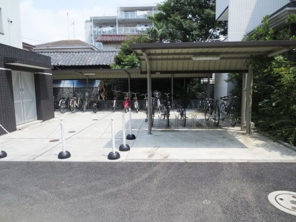 共有部分(★駐輪場スペースです★)