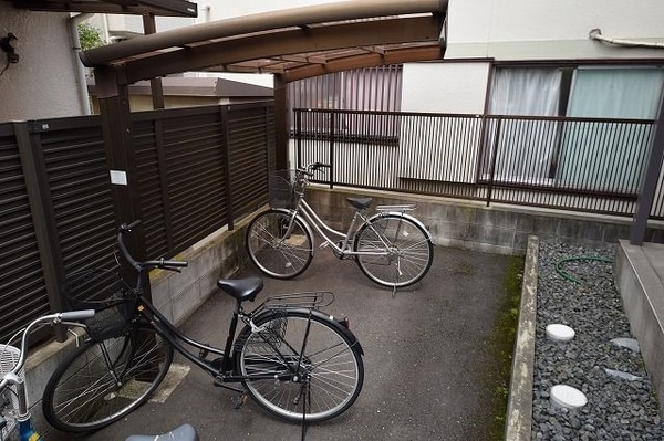 その他(★屋根付の駐輪場があります★)