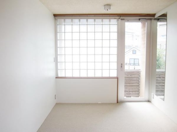 その他室内・内装(★窓が大きいので明るい居室です★)