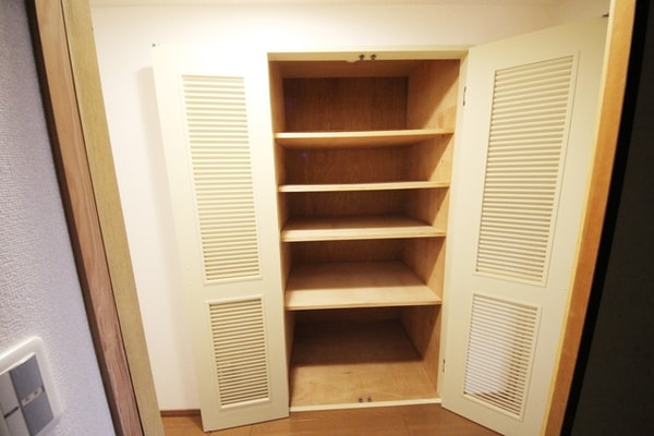 設備(★廊下収納★)