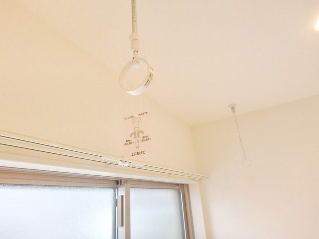 物件内観写真17　(★室内物干し竿★)