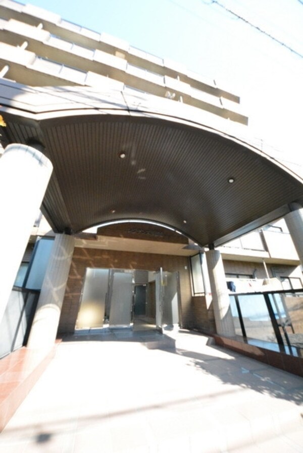 エントランス(★しっかりしたエントランス★)