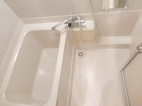 バス／シャワールーム等(★バスルーム★)