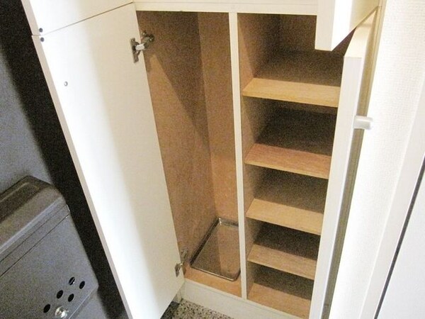 収納(★シューズボックスになります★)