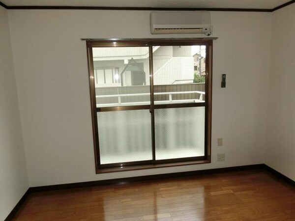 リビング・居室(★６帖の洋室スペースです★)