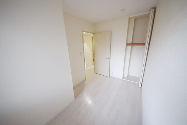 リビング・居室(★洋室4.5帖のお部屋です★)