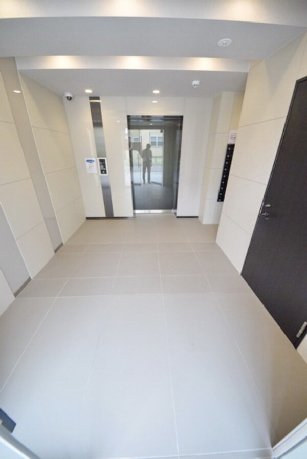 エントランス(★オシャレなエントランスです★)