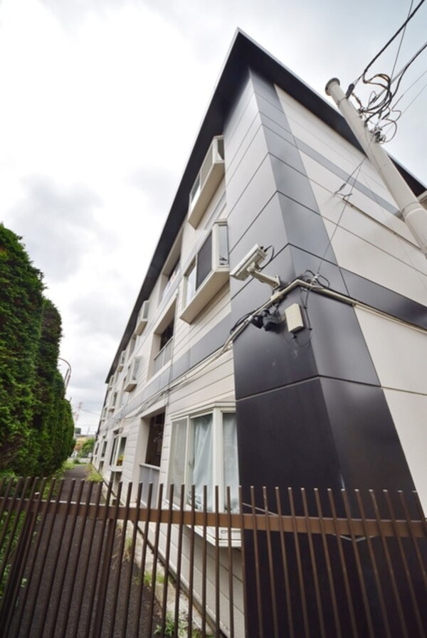 外観(防犯カメラ)