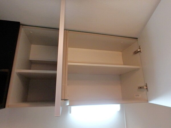 その他(★キッチンの上部収納です★)