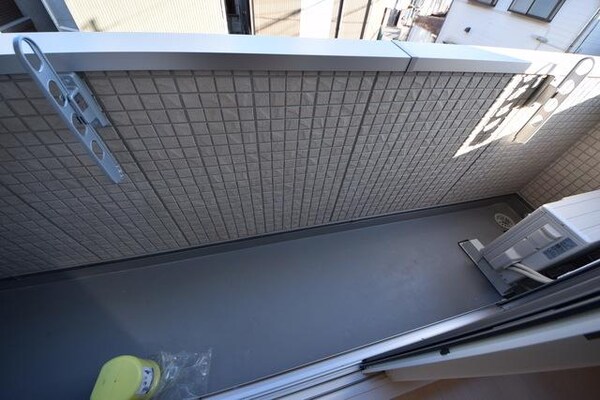 バルコニー(★洗濯物はこちらで干せます★)