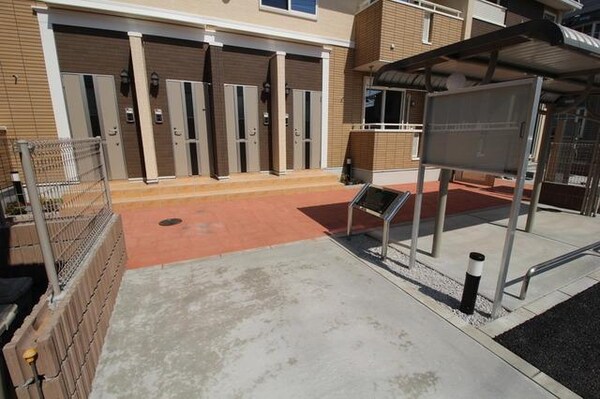 エントランス(★お洒落な入り口です★)