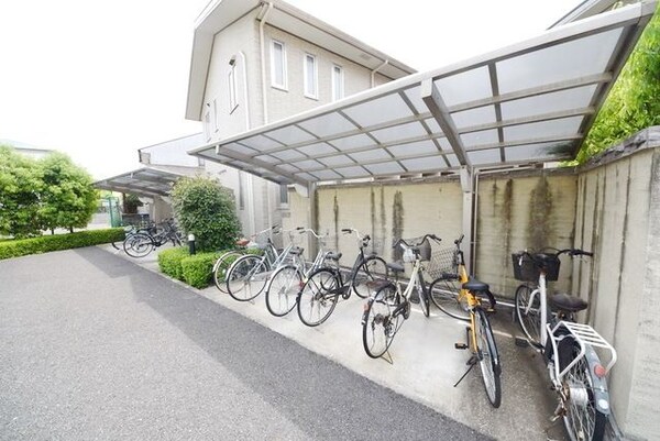 共有部分(★駐輪場です。)