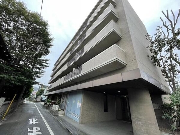 外観(★安心のオートロック付きエントランスです★)