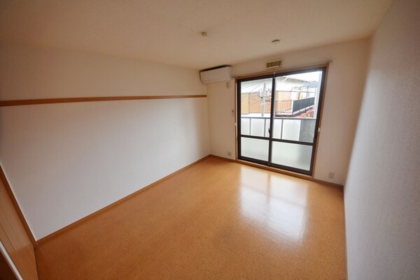 リビング・居室(日当たり良好)