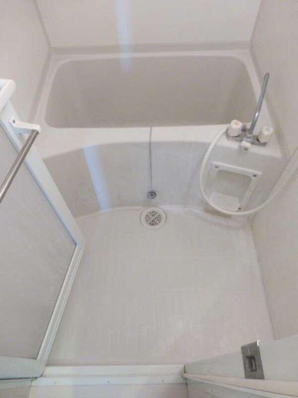 バス／シャワールーム等(★浴室乾燥機付きのきれいなバスルームです★)