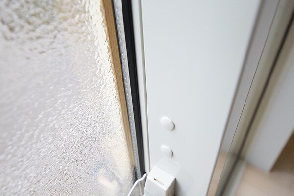 設備(★ペアガラスのサッシ★)