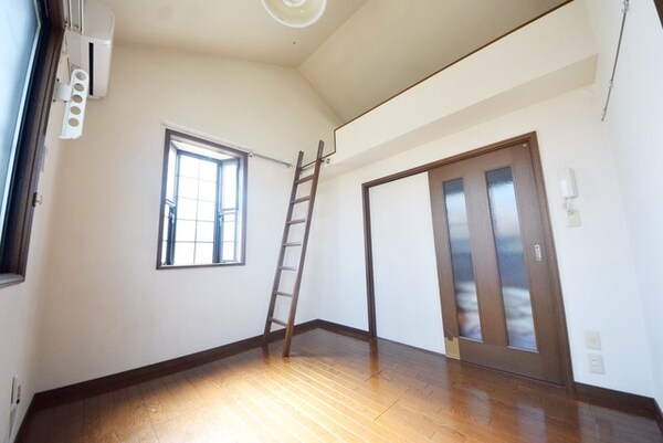 リビング・居室(別部屋参考写真)