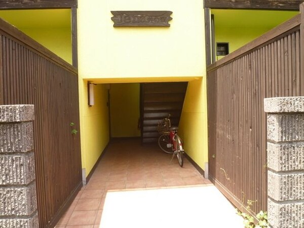 エントランス(★明るいエントランス★)