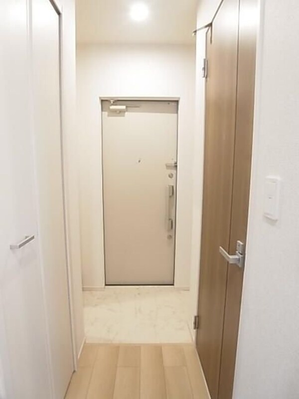 玄関(タウンハウジング調布店まで♪)