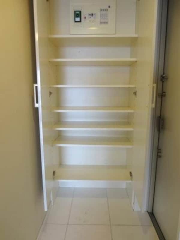 玄関(室内・室内設備)