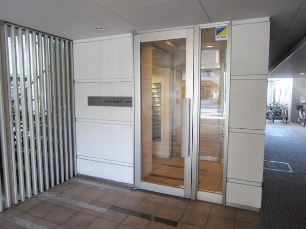 エントランス(外観・共用部分)