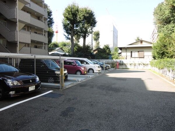 その他(★敷地内駐車場★)